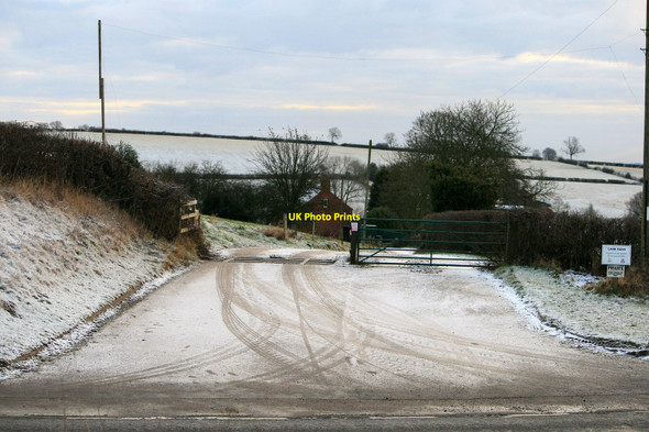 Photo 6"x4" Driveway to Cubley Carr Alkmonton c2010