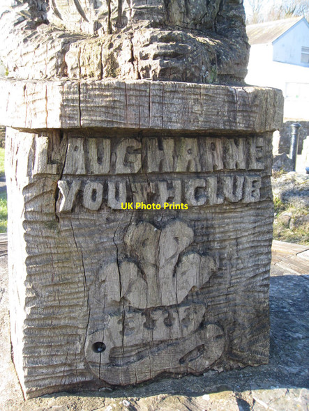 Photo 6"x4" Base of Dylan Thomas' sculpture - Laugharne Laugharne c2010