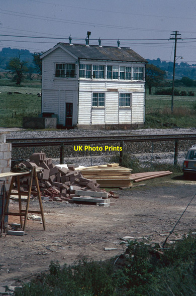 Photo 6"x4" Exminster Signalbox  (disused) Exminster c1987