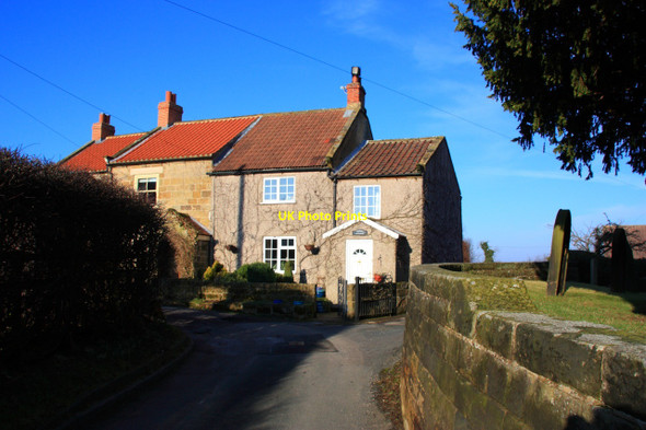 Photo 6"x4" Slyvan Cottage, Faceby Faceby c2010