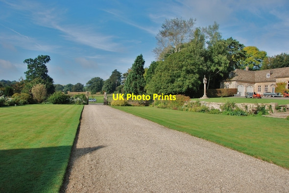 Photo 6"x4" Brympton d'Evercy: Drive from the Manor House Brympton D'Evercy c2009