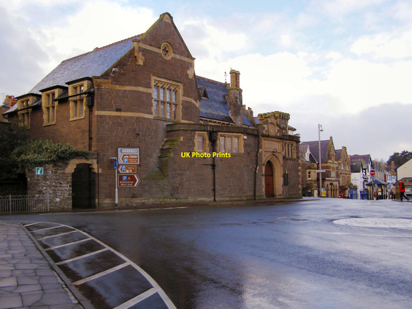 Photo 6"x4" Conwy Guildhall Conwy c2010