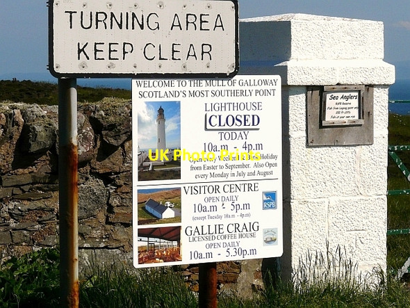 Photo 6"x4" Mull of Galloway signs Lagvag c2008