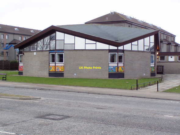 Photo 6"x4" Kincorth Public library Kincorth c2010