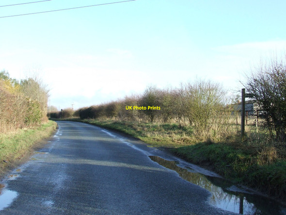 Photo 6"x4" Minor Road Diss c2010