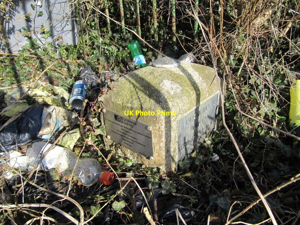 Photo 6"x4" Fundamental Bench Mark 3 Wallingford c2010