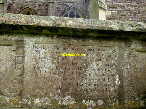 Photo 6"x4" Tomb in Berkeley Churchyard Berkeley c2009
