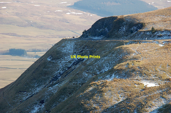 Photo 6"x4" Careful - the A701 above Devil's Beef Tub Devil's Beef Tub c2010