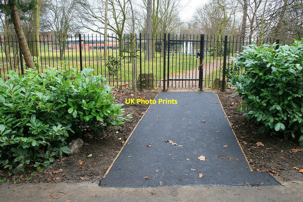 Photo 6"x4" New path Long Eaton c2010