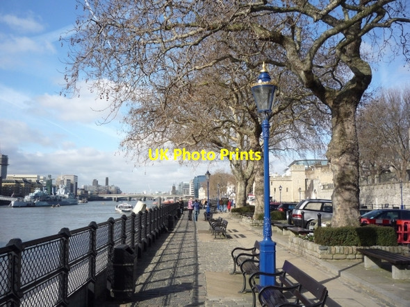Photo 6"x4" Next to the Tower of London London c2010