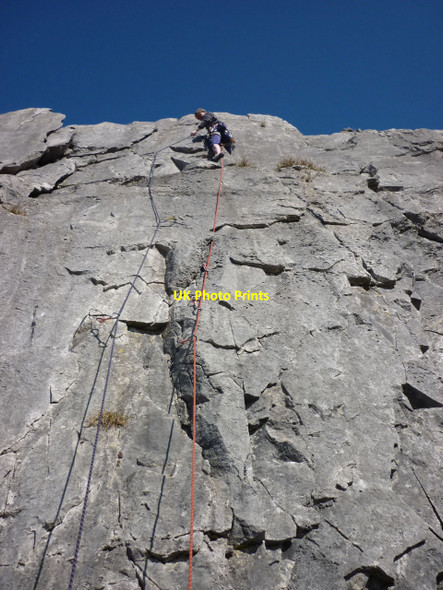 Photo 6"x4" Climbing on Pot Scar Feizor c2010