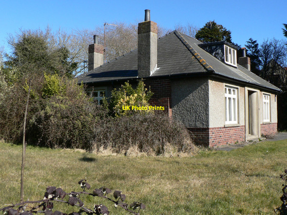 Photo 6"x4" Vacant bungalow - Llantwit Major Llantwit Major\/Llanilltud Fawr c2010