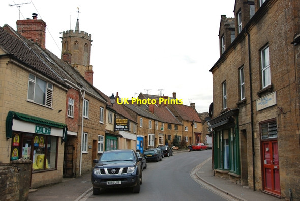 Photo 6"x4" South Petherton: View along St James's Street South Petherton c2010