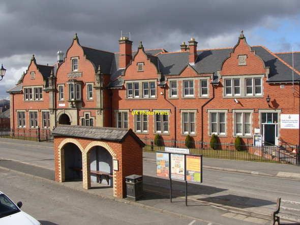 Photo 6"x4" Police station and other local authority offices, Llandrindod Wells Llandrindod Wells\/Llandrindod c2010