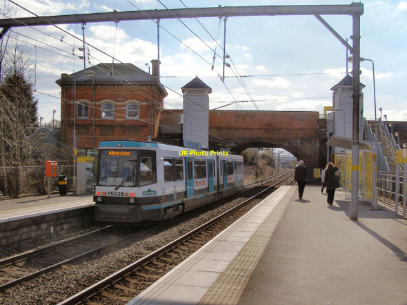 Photo 6"x4" Timperley Station Altrincham c2010