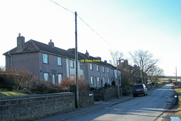 Photo 6"x4" Castle View Terrace, Green Moor Road, Green Moor, near Wortley Stocksbridge c2010