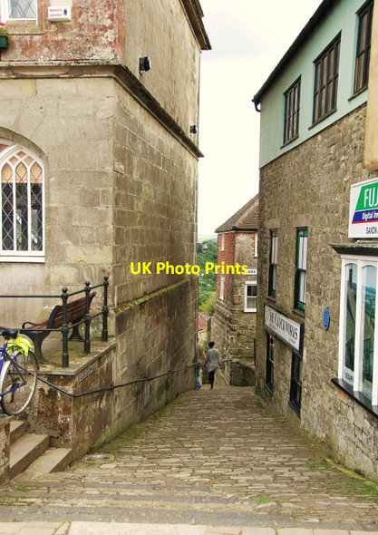 Photo 6"x4" Shaftesbury: Gold Hill junction with the High Street Shaftesbury c2009