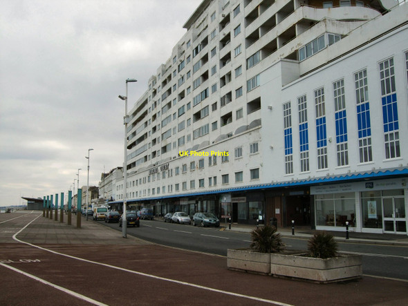 Photo 6"x4" Marine Court Hastings\/TQ8110 c2010