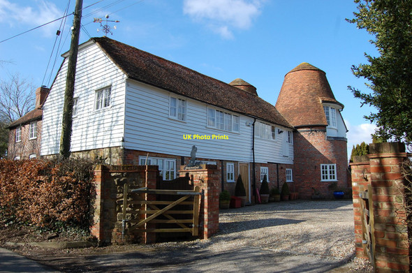 Photo 6"x4" Sempstead Oast Ewhurst Green\/TQ7924 c2010