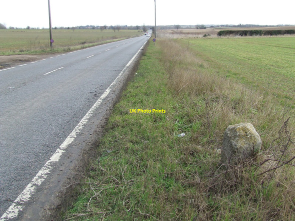 Photo 6"x4" Old Milepost Pakenham c2010