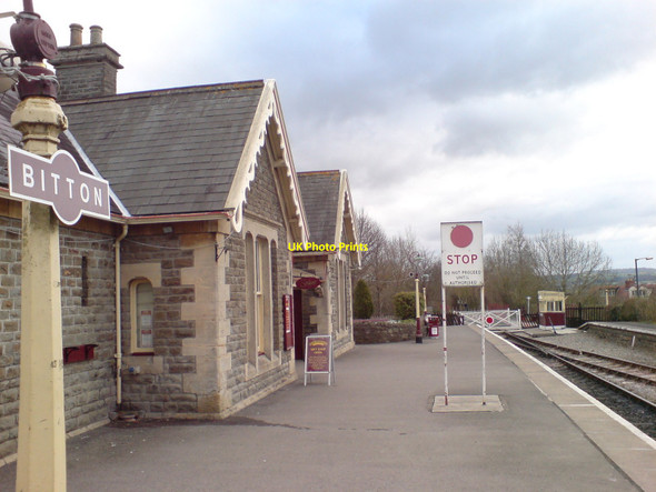 Photo 6"x4" Bitton Steam Railway Station Keynsham\/ST6568 c2010