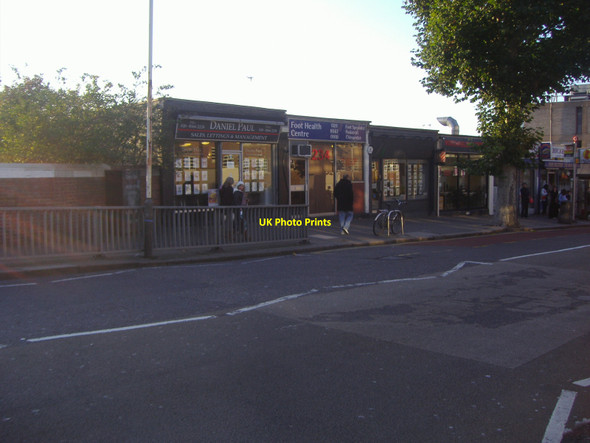 Photo 6"x4" Shops by Northfields Station, Ealing Ealing c2008