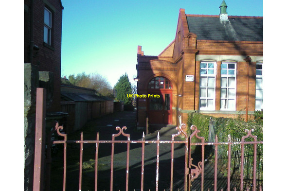 Photo 6"x4" Eirias High School, A block entrance, Colwyn Bay Colwyn Bay\/Bae Colwyn c2009