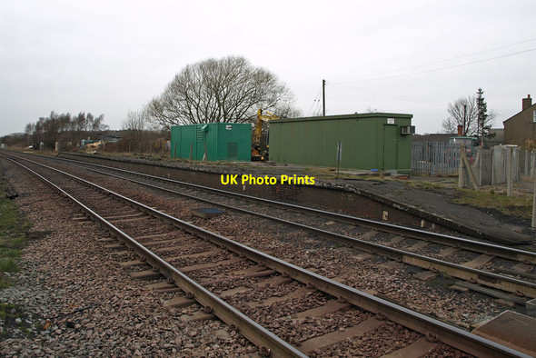 Photo 6"x4" Derelict Platform at Elsham Station Wrawby c2010