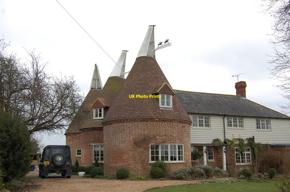 Photo 6"x4" Oast House, The Street, Wittersham Ham Green\/TQ8926 c2010