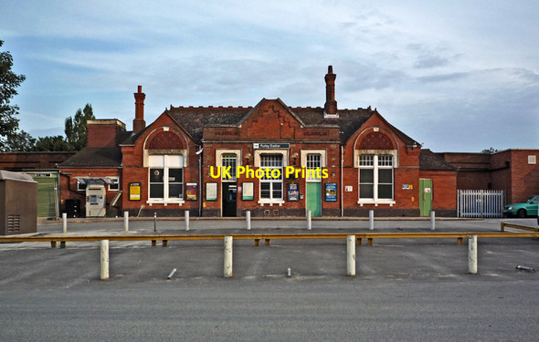 Photo 6"x4" Purley Station rear entrance Purley c2009