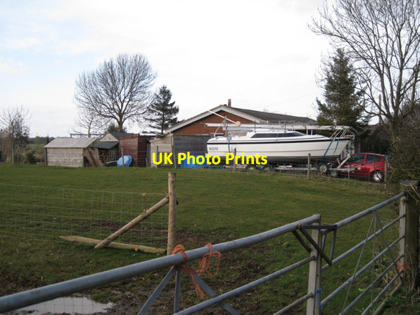 Photo 6"x4" The new country cottage, country sports Waste Green c2010