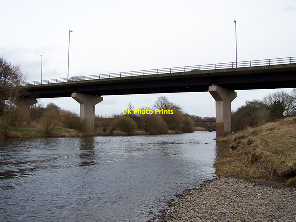 Photo 6"x4" A75 crosses the River Nith Dumfries c2010