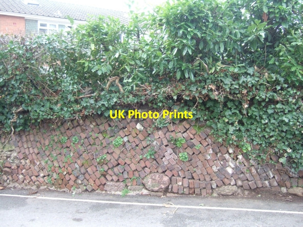 Photo 6"x4" Wall, near Salmon Pool Lane Exeter c2010
