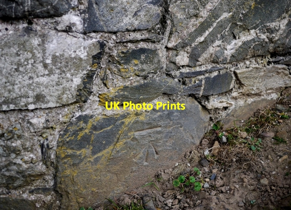 Photo 6"x4" Bench mark, Groomsport Groomsport c2010