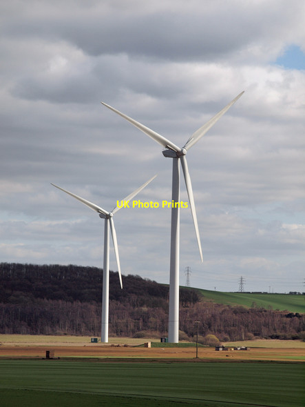 Photo 6"x4" Wind Turbines, Bagmoor Dragonby c2010