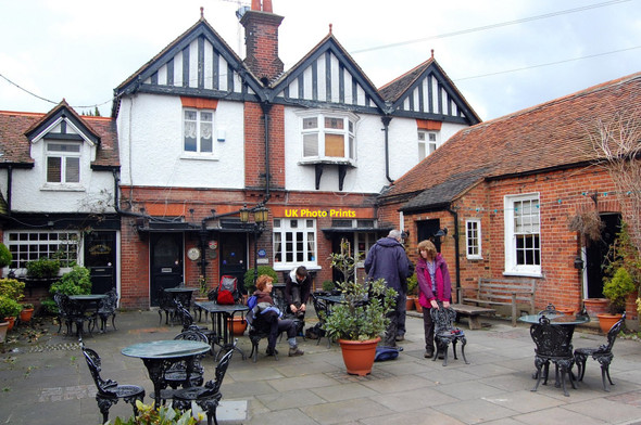 Photo 6"x4" The Essex Way 12: The Green Man Toot Hill\/TL5102 c2010