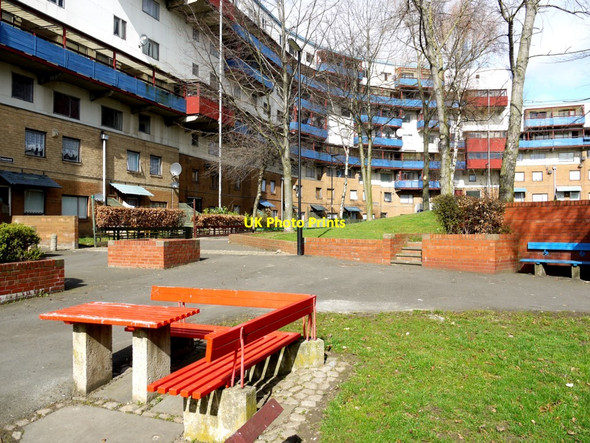 Photo 6"x4" Dalton Crescent, Byker Wall Newcastle upon Tyne c2010
