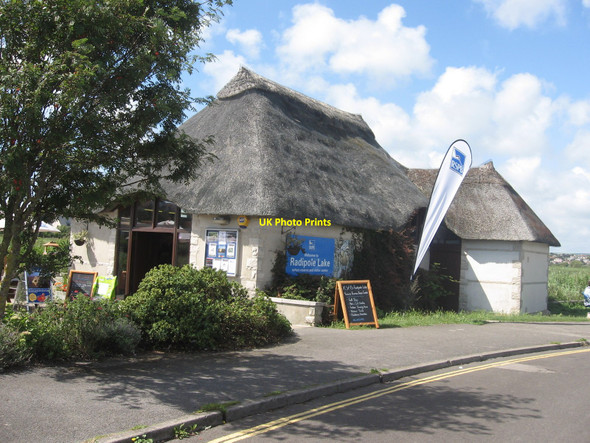 Photo 6"x4" Radipole Lake Visitor Centre Weymouth\/SY6779 c2008