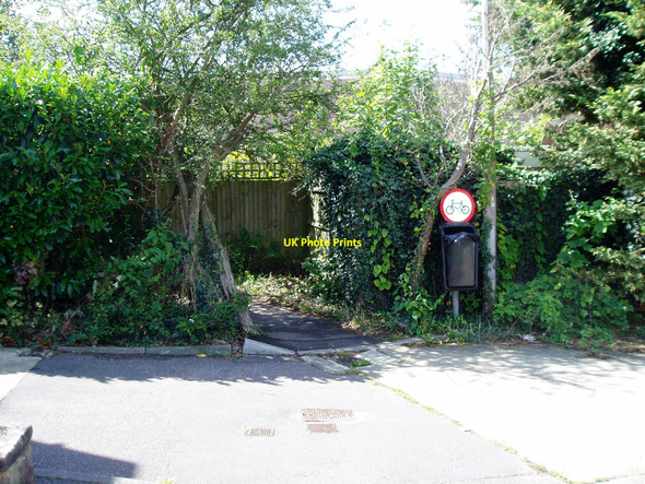 Photo 6"x4" Twitten to Portland Road Burgess Hill c2009