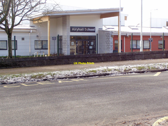 Photo 6"x4" Entrance to the new Airyhall Primary School Aberdeen\/NJ9206 c2010