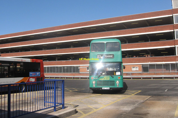 Photo 6"x4" Bus Station Arrival Gloucester c2009