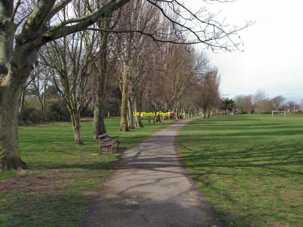 Photo 6"x4" Tree lined path -  Southwick Southwick\/TQ2405 c2010