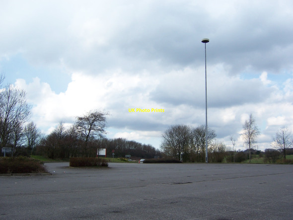 Photo 6"x4" Car Parking Lot (or lots of Parking), Bolton West Services, Southbound, M61 Motorway Horwich c2010