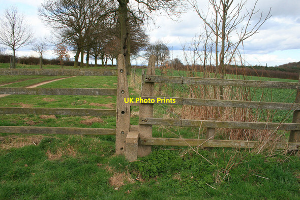 Photo 6"x4" Concrete stile Scotland\/SK3822 c2010
