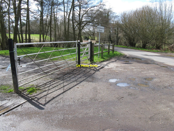 Photo 6"x4" Entrance to Amiesmill Farm Horsham\/TQ1731 c2010
