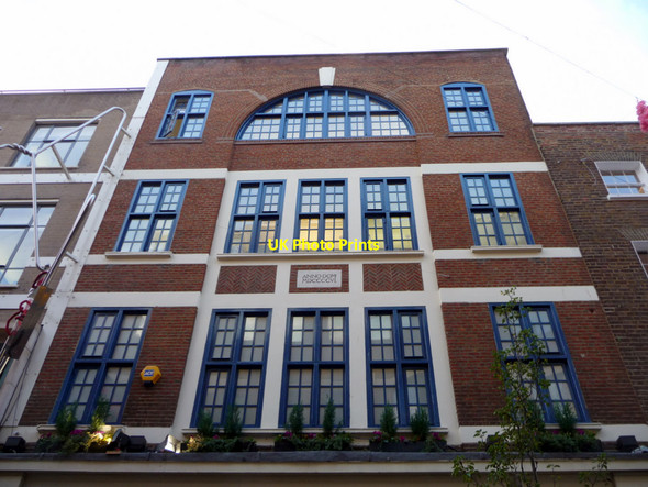 Photo 6"x4" Facade of building in Carnaby Street, London W1 Westminster c2009