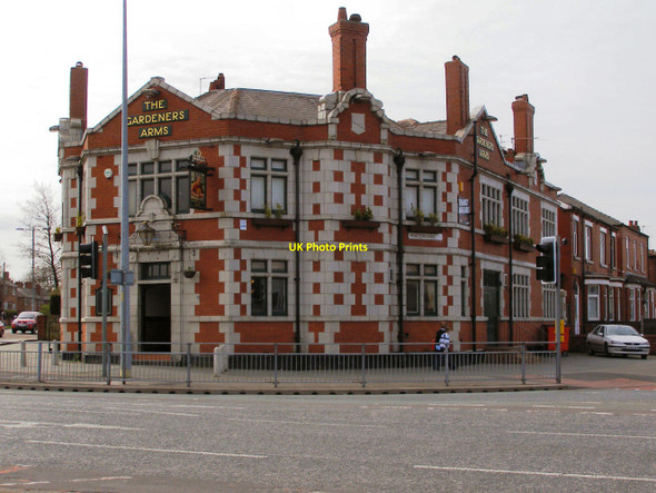 Photo 6"x4" The Gardeners Arms Failsworth c2010