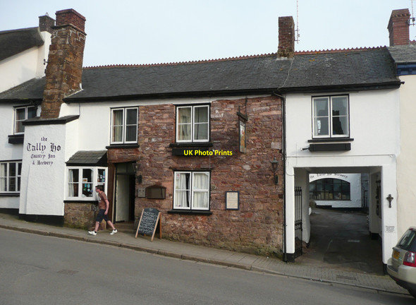 Photo 6"x4" The Tally Ho!, Hatherleigh Hatherleigh c2010