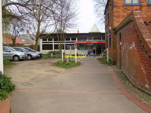 Photo 6"x4" Pedestrian Walkway to Beccles Library Beccles c2010