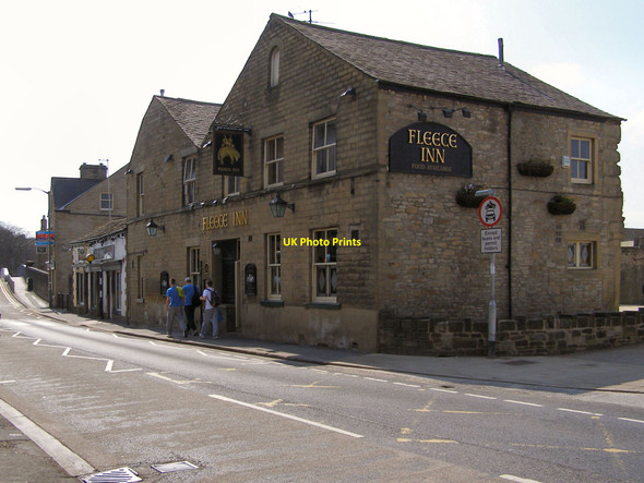 Photo 6"x4" Fleece Inn Skipton c2010